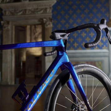 2024 Colnago C68 Fleur-de-Lys Limited Edition Road Bike
